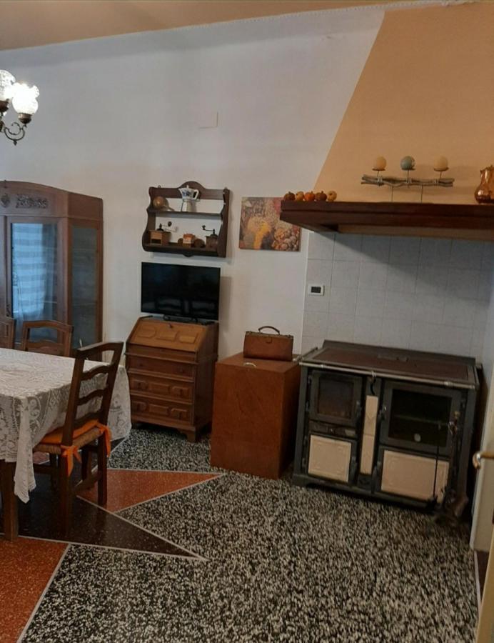 La Tana Dei Conigli Apartment Serra Rocco Exterior photo